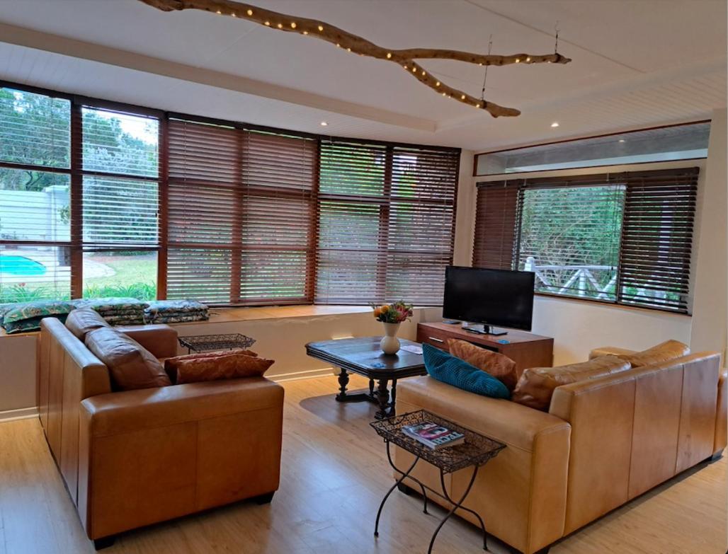 Kairos On The Lake, Swartvlei Lake, Sedgfield, Garden Route Sedgefield Exterior photo